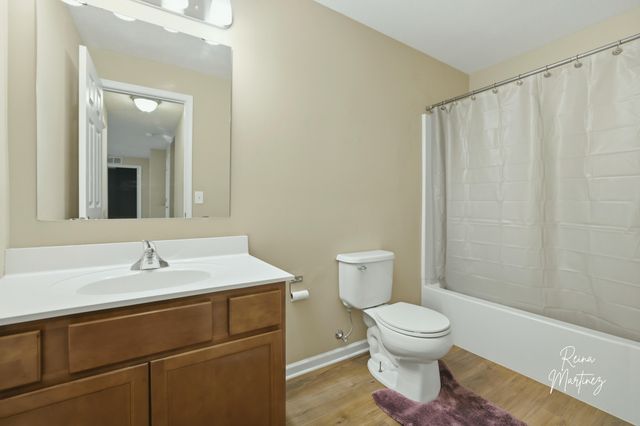 1037 Sunfield Drive, Holland, MI 49424