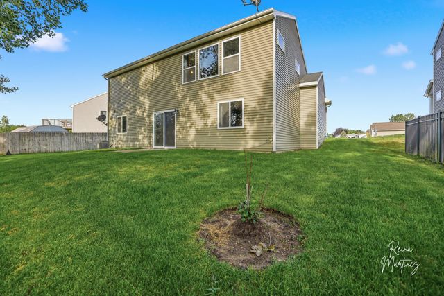 1037 Sunfield Drive, Holland, MI 49424