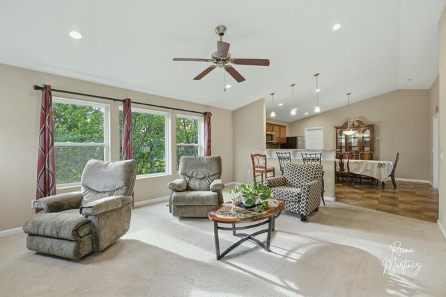 1037 Sunfield Drive, Holland, MI 49424