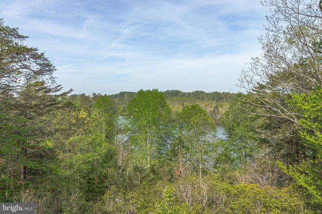 76 PINTAIL CT, Heathsville, VA 22473