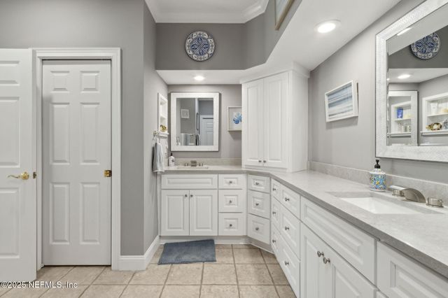 145 N CHAMPIONS Way 112, St. Augustine, FL 32092