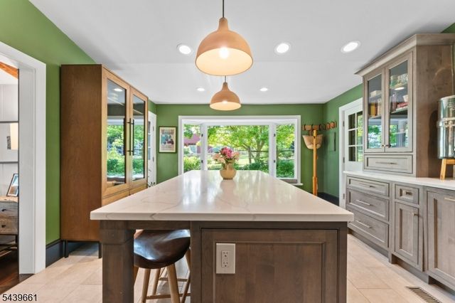 29 Bedens Brook Rd, Montgomery Twp., NJ 08558