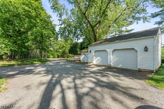 29 Bedens Brook Rd, Montgomery Twp., NJ 08558