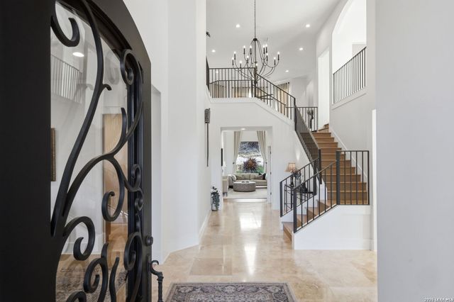 179 HORSESHOE BND, Boerne, TX 78006
