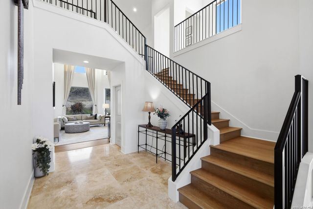 179 HORSESHOE BND, Boerne, TX 78006
