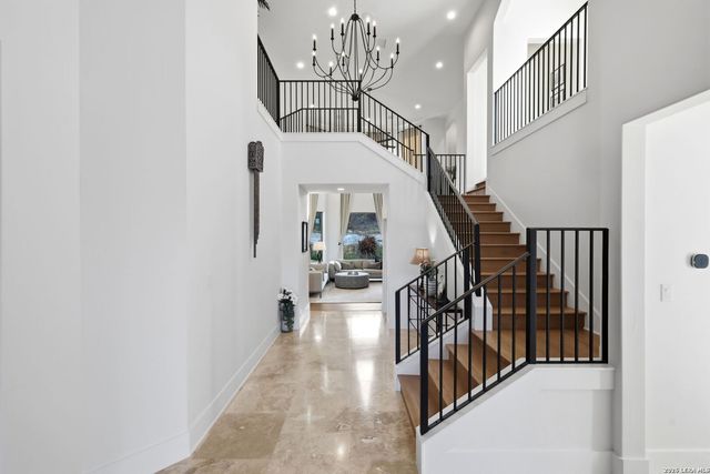 179 HORSESHOE BND, Boerne, TX 78006