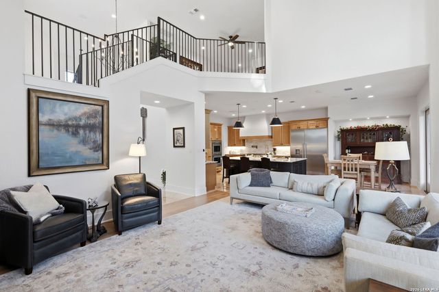179 HORSESHOE BND, Boerne, TX 78006