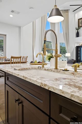 179 HORSESHOE BND, Boerne, TX 78006