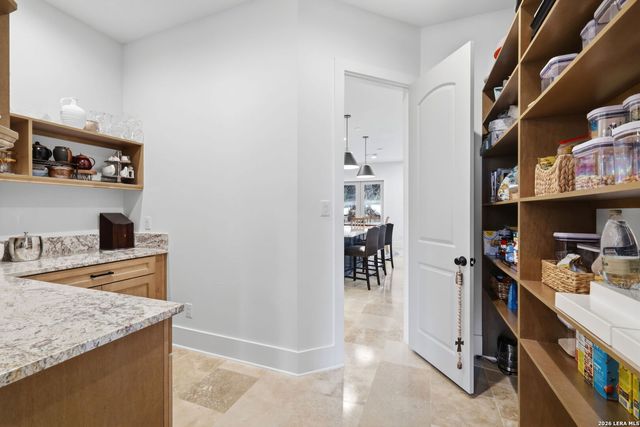 179 HORSESHOE BND, Boerne, TX 78006