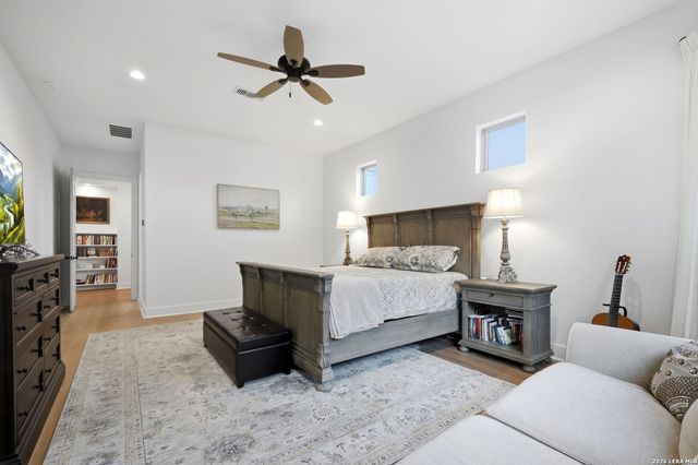 179 HORSESHOE BND, Boerne, TX 78006