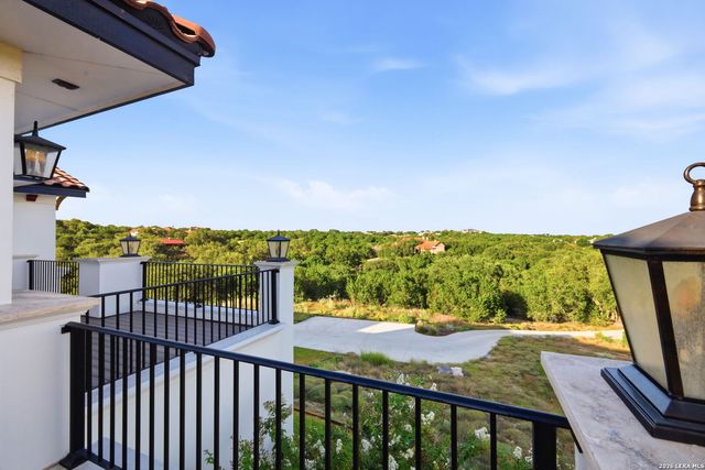 179 HORSESHOE BND, Boerne, TX 78006