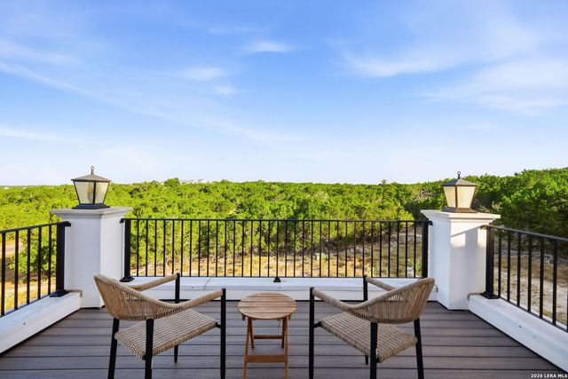 179 HORSESHOE BND, Boerne, TX 78006