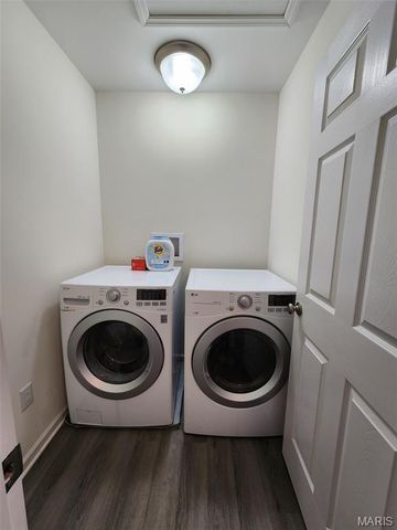 628 Vista Conn Drive, Unincorporated, MO 63125