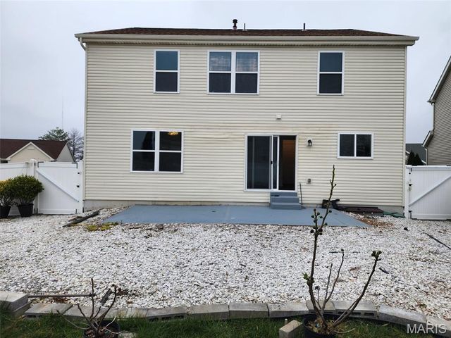 628 Vista Conn Drive, Unincorporated, MO 63125