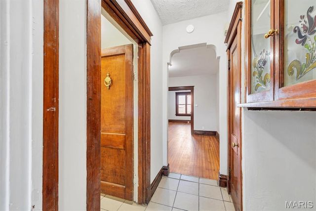 3442 Chippewa Street, St Louis, MO 63118