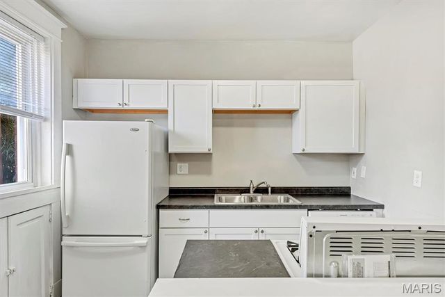 3442 Chippewa Street, St Louis, MO 63118