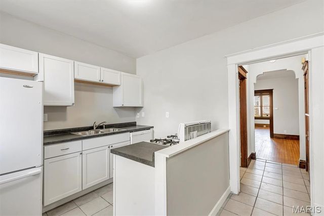 3442 Chippewa Street, St Louis, MO 63118