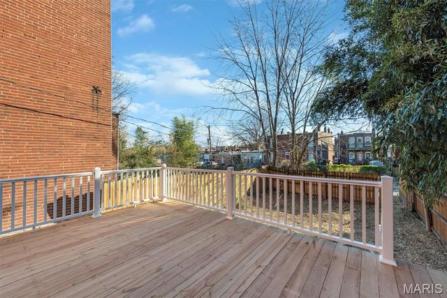 3442 Chippewa Street, St Louis, MO 63118