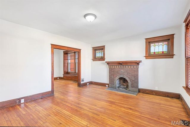 3442 Chippewa Street, St Louis, MO 63118