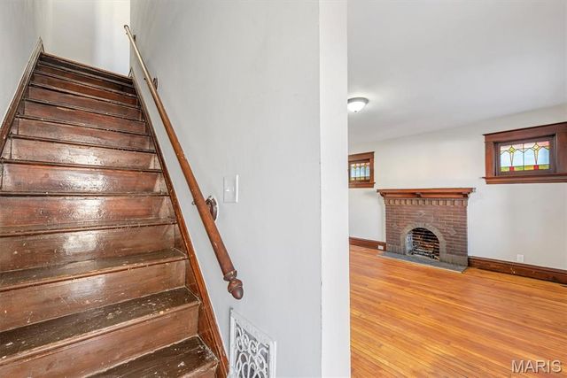 3442 Chippewa Street, St Louis, MO 63118