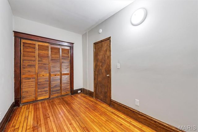 3442 Chippewa Street, St Louis, MO 63118