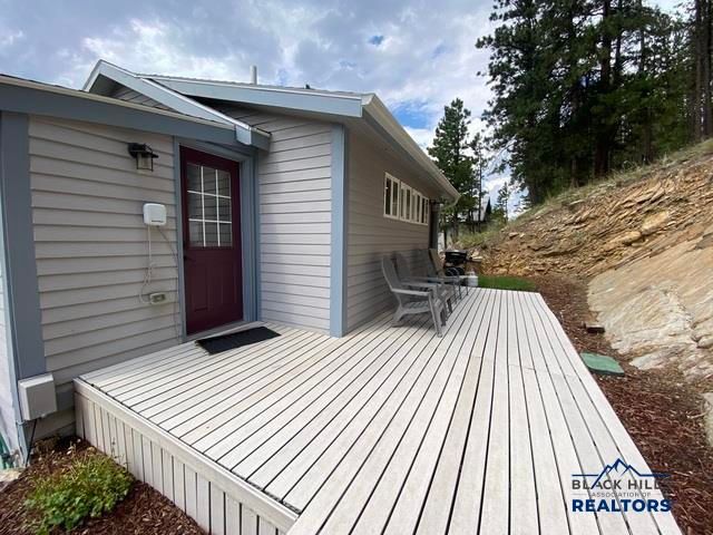 352 PINE MT AVE, Hill City, SD 57745