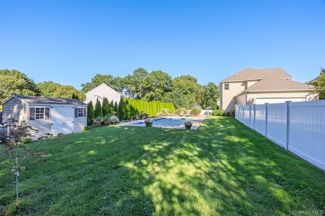 9 Valerie Court, Centereach, NY 11720