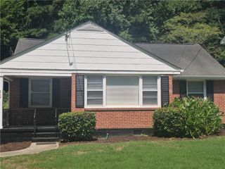 547 SW Westmeath Drive SW, Atlanta, GA 30310