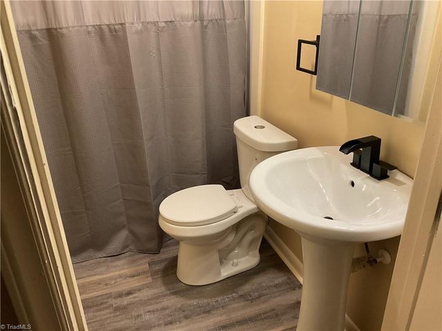 1706 Alice Avenue, Greensboro, NC 27401