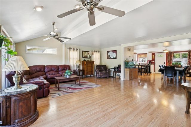 42515 N Forest Lane, Antioch, IL 60002