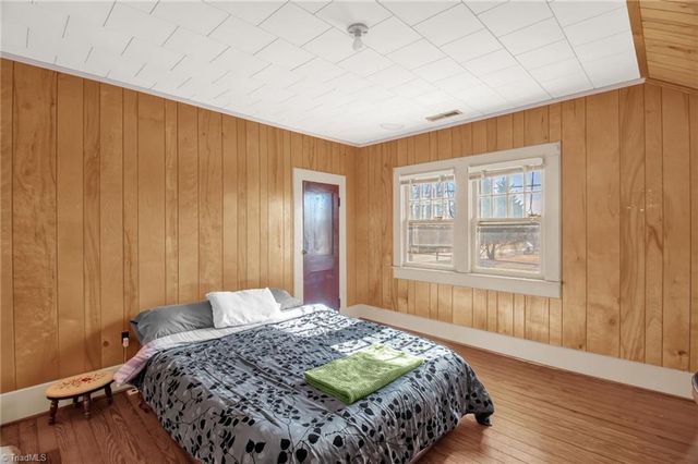 416 S Fayetteville Street, Liberty, NC 27298