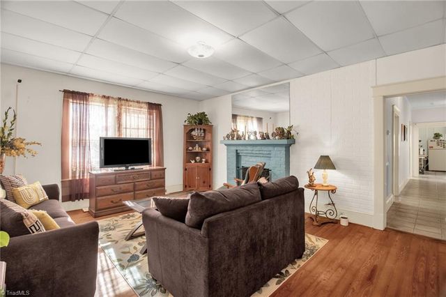 416 S Fayetteville Street, Liberty, NC 27298