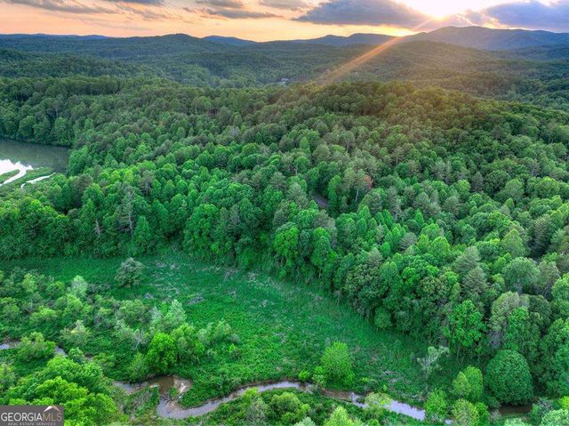 120 Christopher Drive, Ellijay, GA 30540