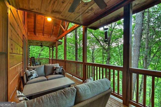 120 Christopher Drive, Ellijay, GA 30540