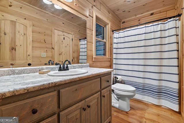 120 Christopher Drive, Ellijay, GA 30540