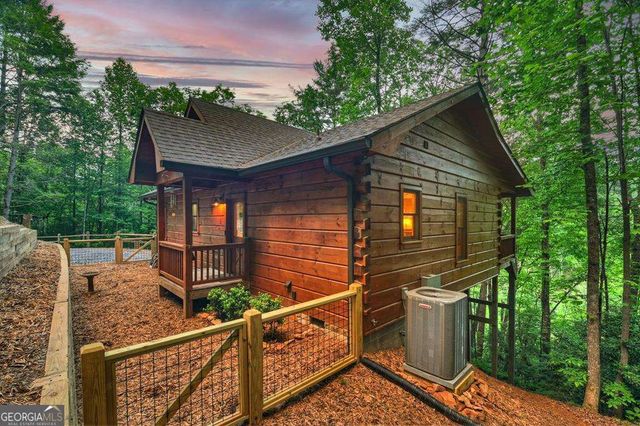 120 Christopher Drive, Ellijay, GA 30540