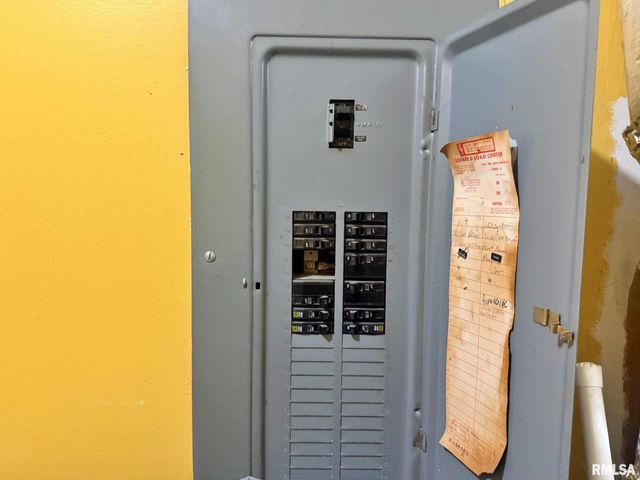 24 Adkins Street, Metropolis, IL 62960