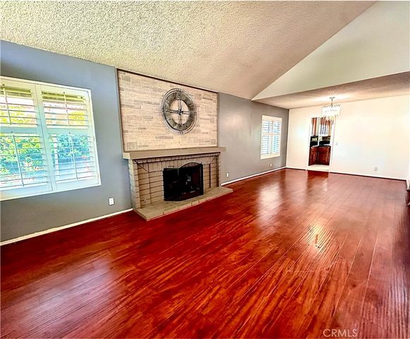 10 Bluff Point Circle, Phillips Ranch, CA 91766