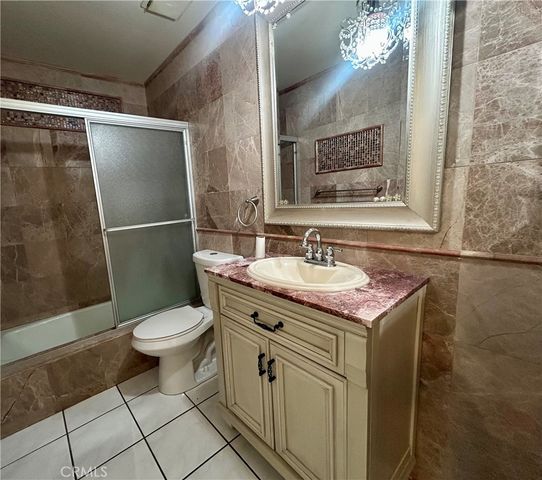 10 Bluff Point Circle, Phillips Ranch, CA 91766