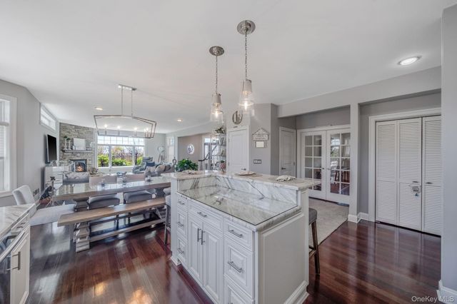 9 Sunset Lane, Patchogue, NY 11772