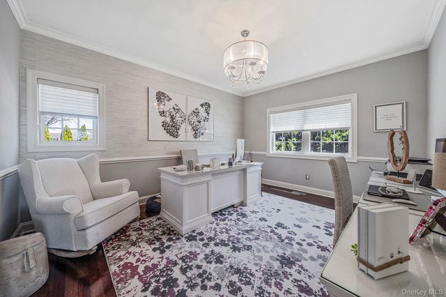 9 Sunset Lane, Patchogue, NY 11772