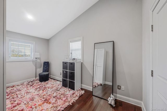 9 Sunset Lane, Patchogue, NY 11772