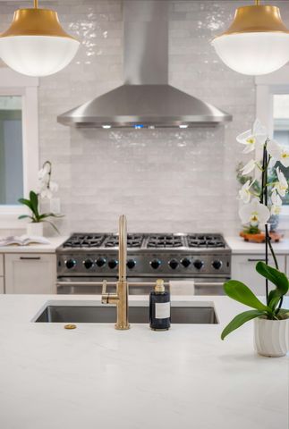 1405 Heather Drive, Mount Pleasant, SC 29464