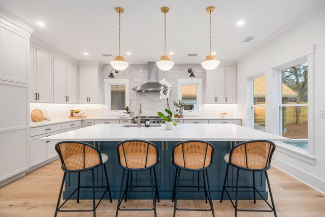 1405 Heather Drive, Mount Pleasant, SC 29464