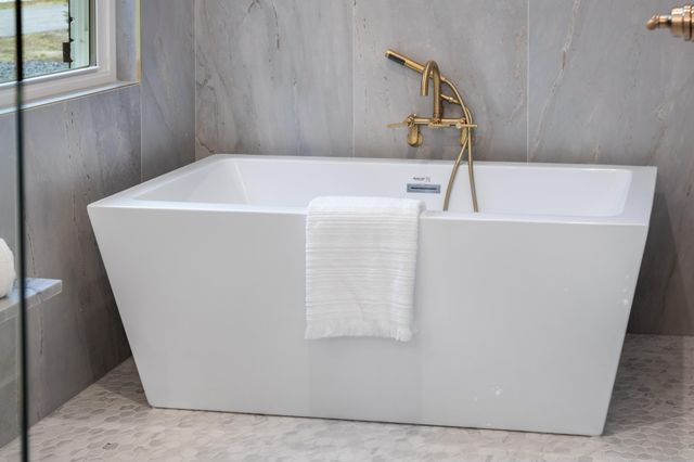 1405 Heather Drive, Mount Pleasant, SC 29464