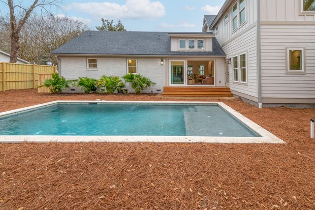 1405 Heather Drive, Mount Pleasant, SC 29464