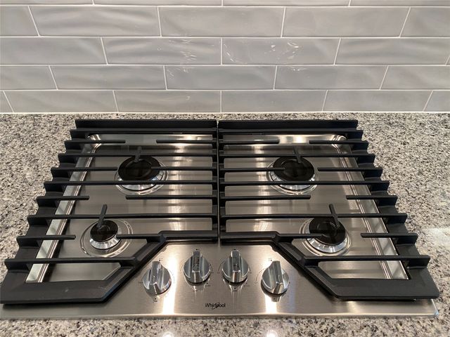 2721 Vista Park Lane, Lewisville, TX 75067