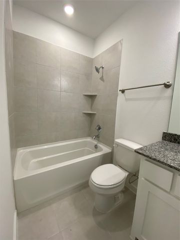 2721 Vista Park Lane, Lewisville, TX 75067