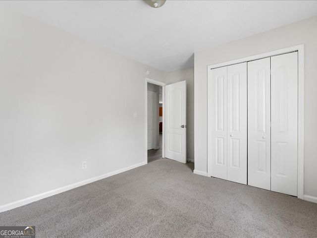 5781 Creekside Drive, Rex, GA 30273