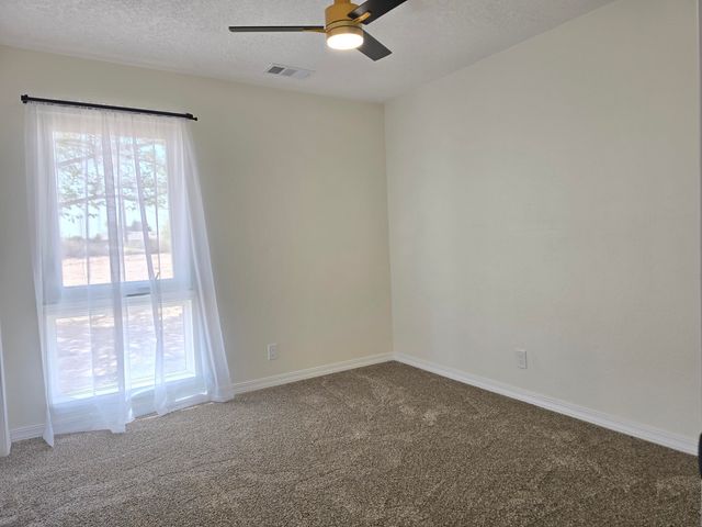 1621 37th Street SE, Rio Rancho, NM 87124
